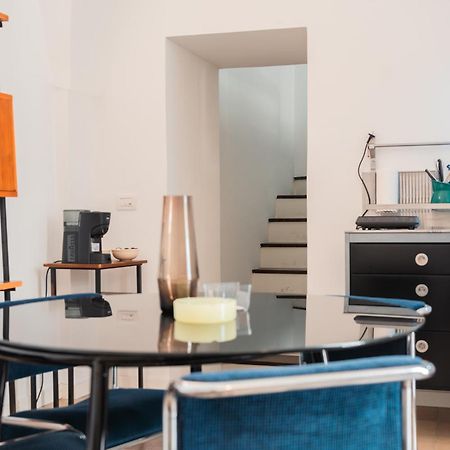 Donna Cristina Historic Apartment ليتشي المظهر الخارجي الصورة
