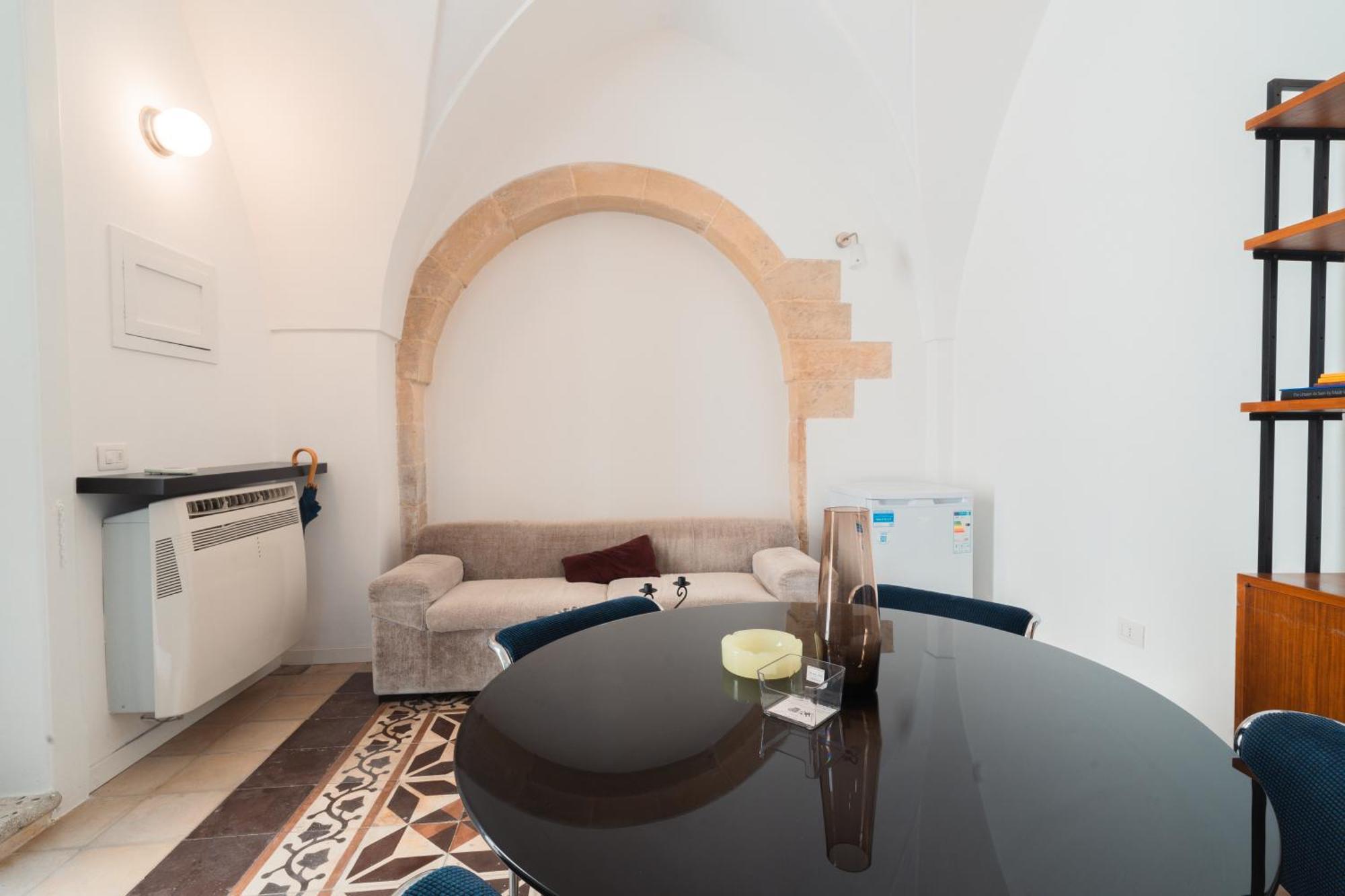 Donna Cristina Historic Apartment ليتشي المظهر الخارجي الصورة